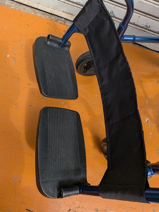 一部地域を除く ミキ軽量車いす キャリカル 介助型 PMS-2 R KM-25-1021-06