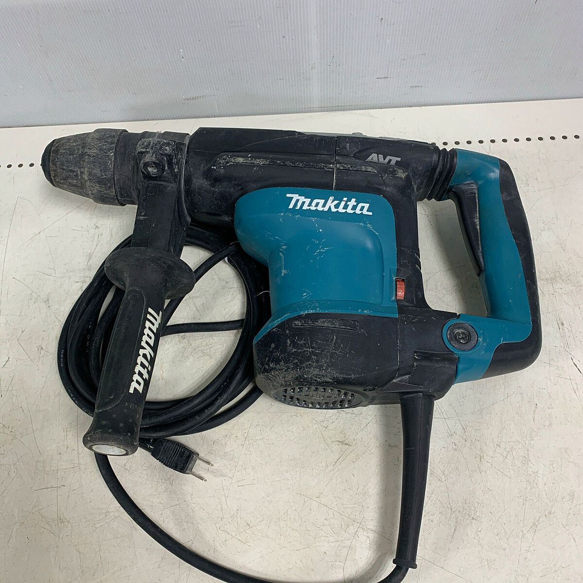 ♭♭MAKITA マキタ 35mm ハンマドリル コード式 100v ケース