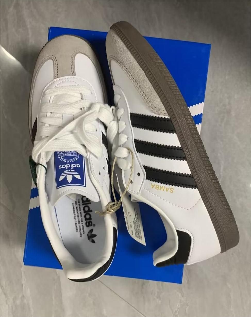 adidas SAMBA OG アディダス サンバ OG ホワイト - メルカリ adidas SAMBA OG アディダス サンバ OG ホワイト - メルカリ