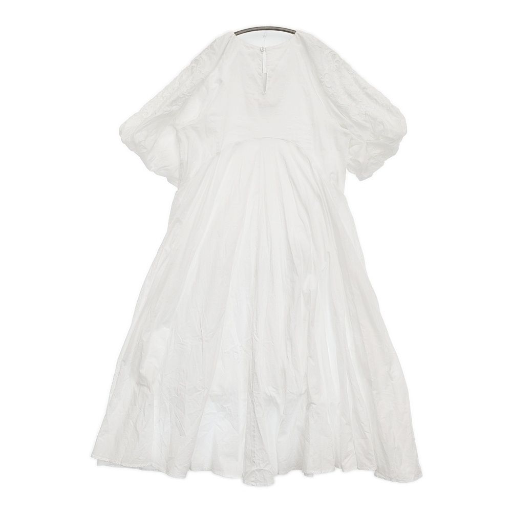 AAYUSHI パフスリーブエンブロイダリーフ ワンピース 定価31400円 ベイクルーズ 25SS ホワイト レディース アユーシ 5-0930S♪