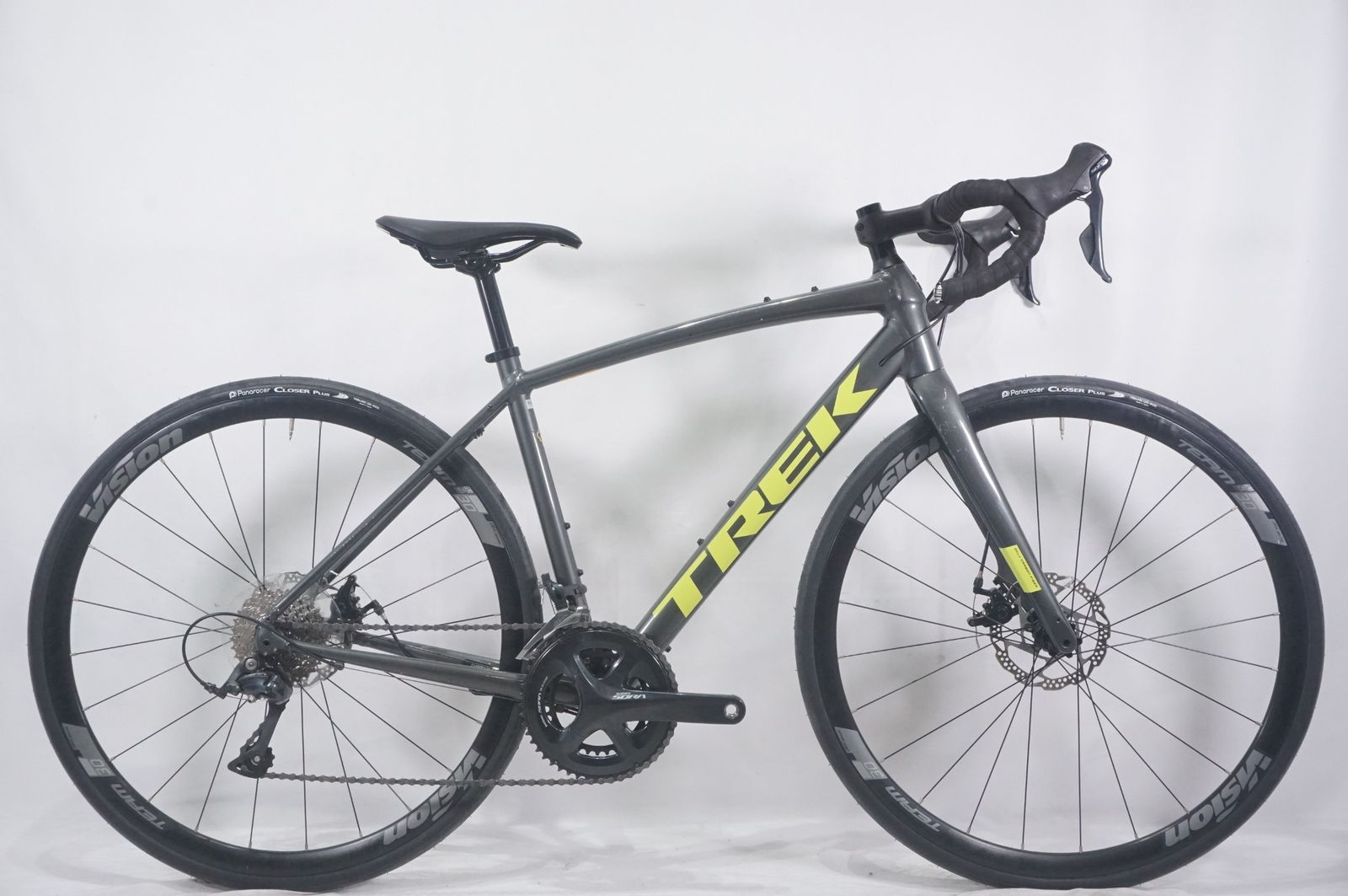 TREK トレック DOMANE AL 3 DISC 2025年モデル ロードバイク | バイチャリAKIBA店