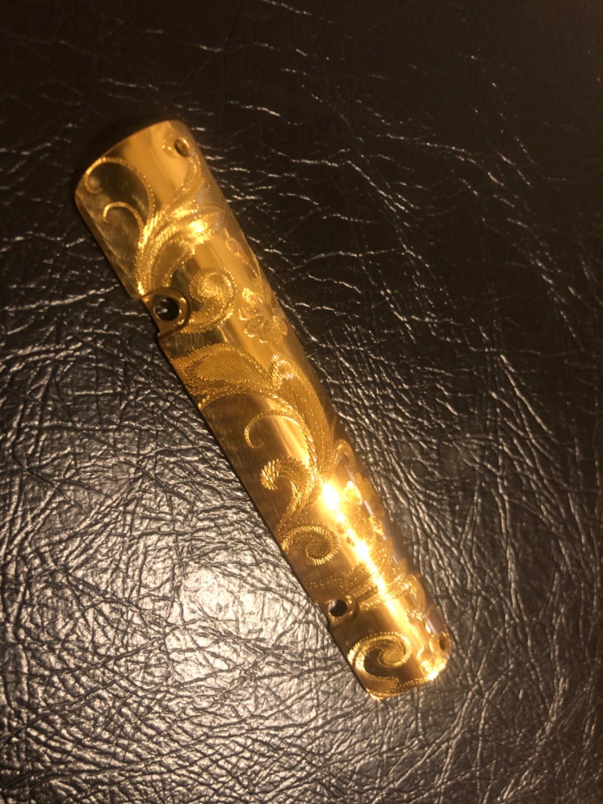 長澤製作所：総銀製サイドキーガード：ヤマハ用(アルト・テナー兼用)3号洋彫り 長澤製作所：総銀製サイドキーガード：ヤマハ用(アルト・テナー兼用)3