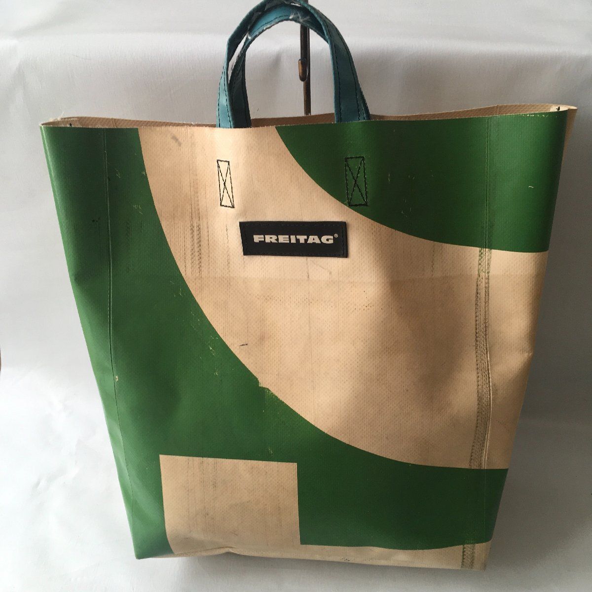 ★1週間限定出品 [美品]FREITAG トートバッグ Green 緑 ☆1週間限定出品 [美品]FREITAG トートバッグ Green 緑 FREITAG