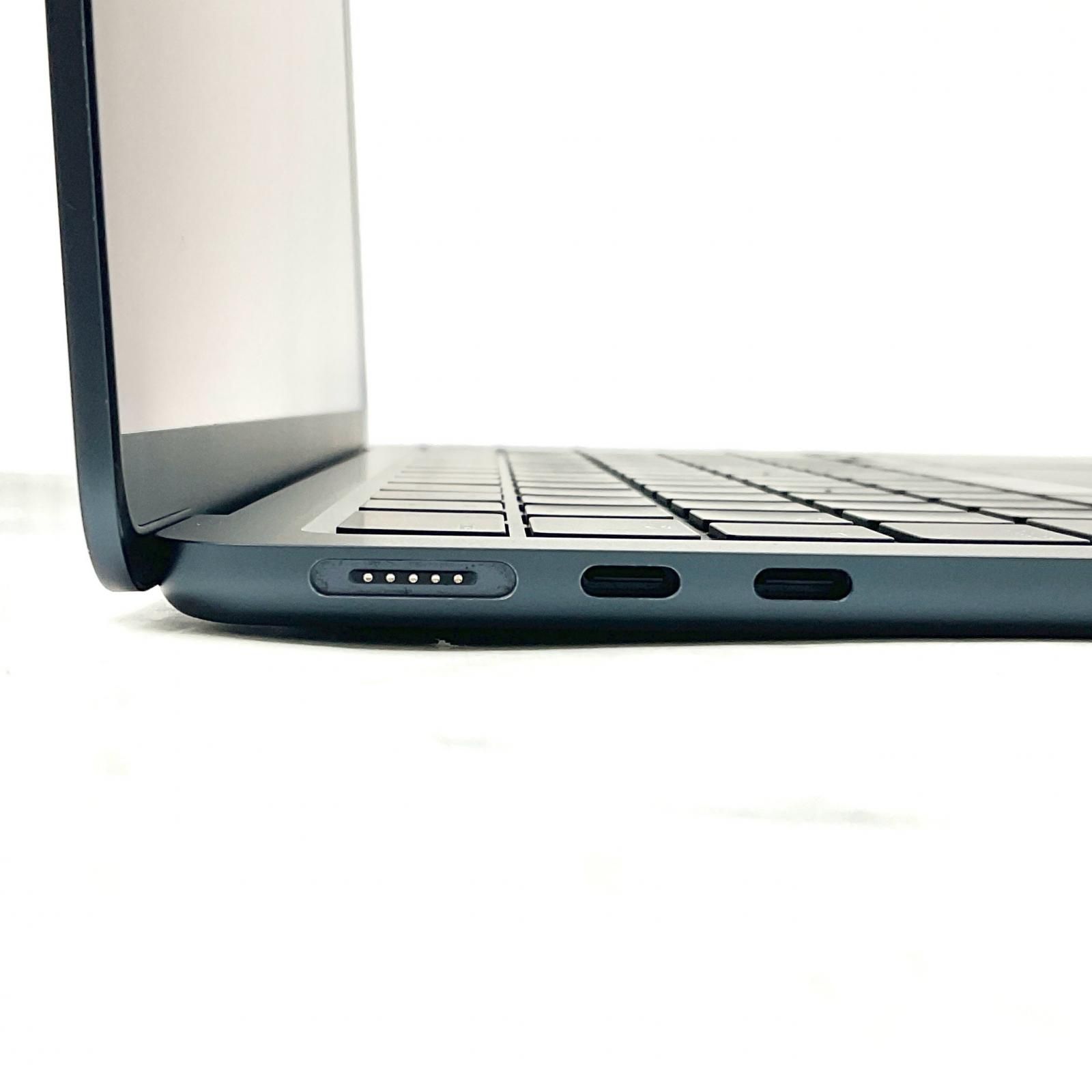 美品なのに最安値MacAir2022 13インチ/M2/8GBミッドナイト Apple MacBook Air 13インチ 2022 M2 8GB 256GB ミッドナイト 95