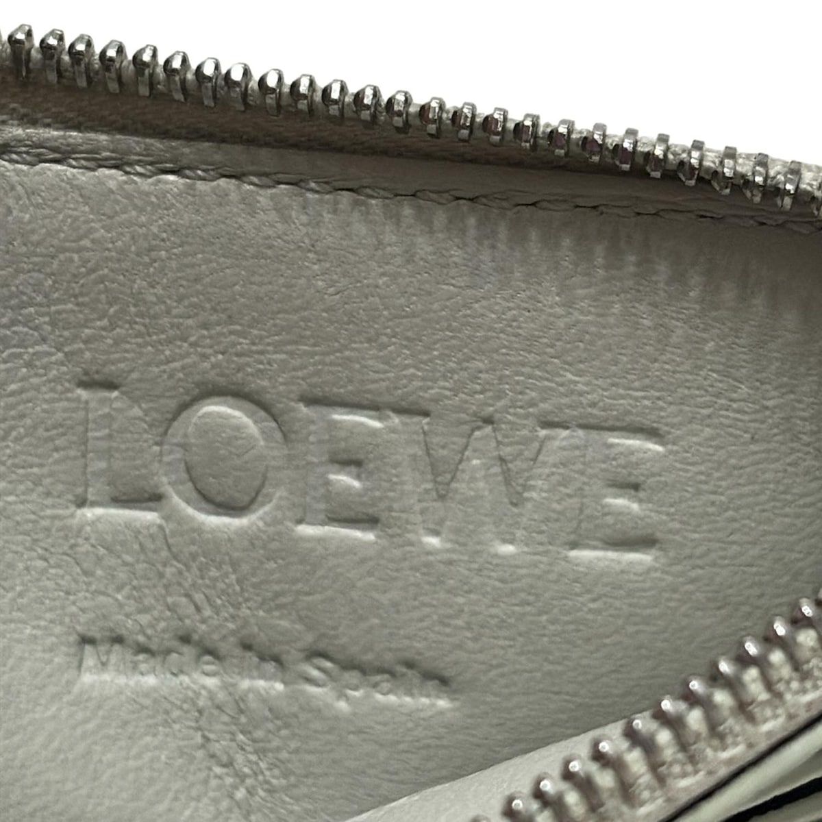 LOEWE(ロエベ) コインケース アナグラム スクエア カードホルダー ライトセラドン(ライトグリーン) L字ファスナー/カード