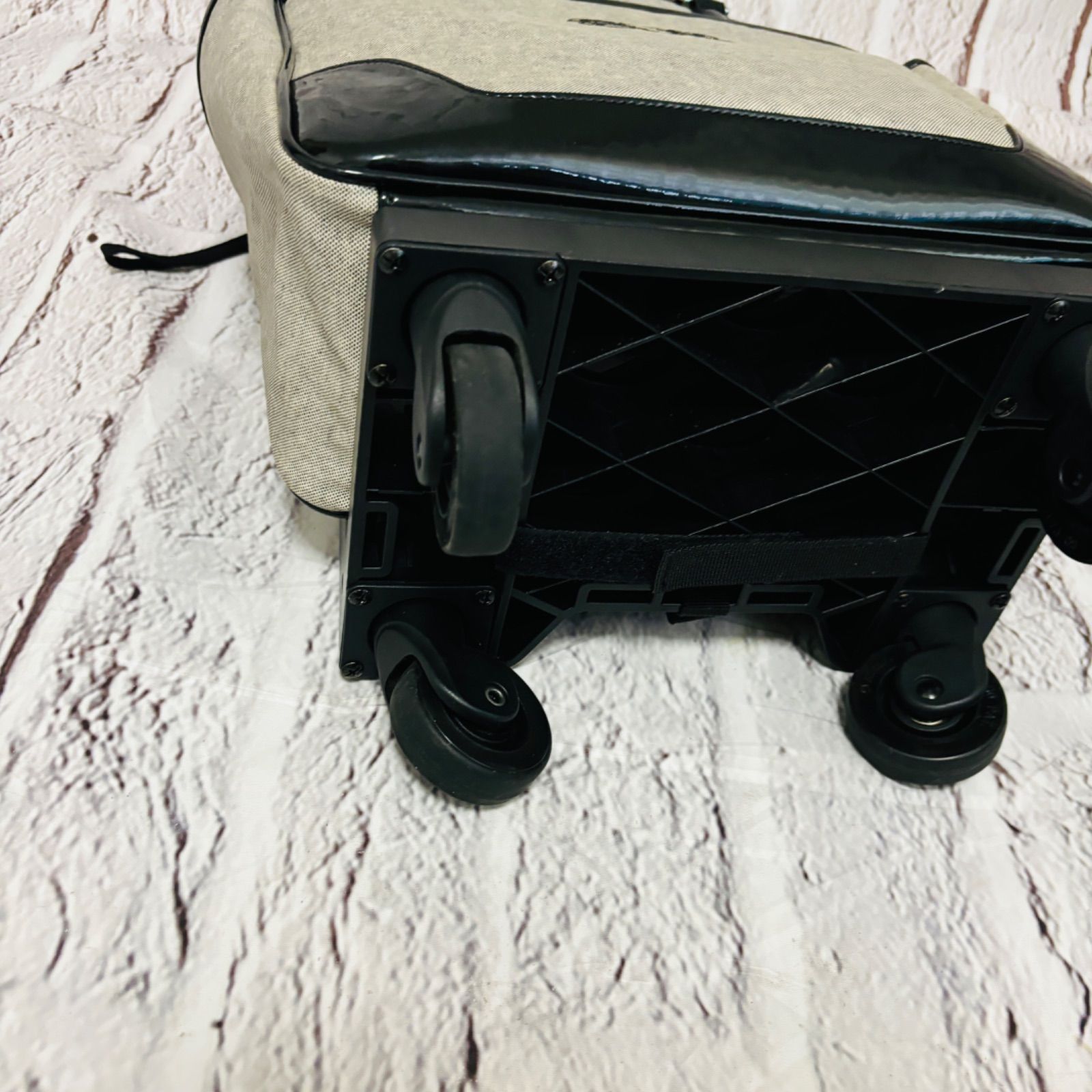 美品 SWANY スワニー 4輪キャリーバッグ モノグラーモ - メルカリ