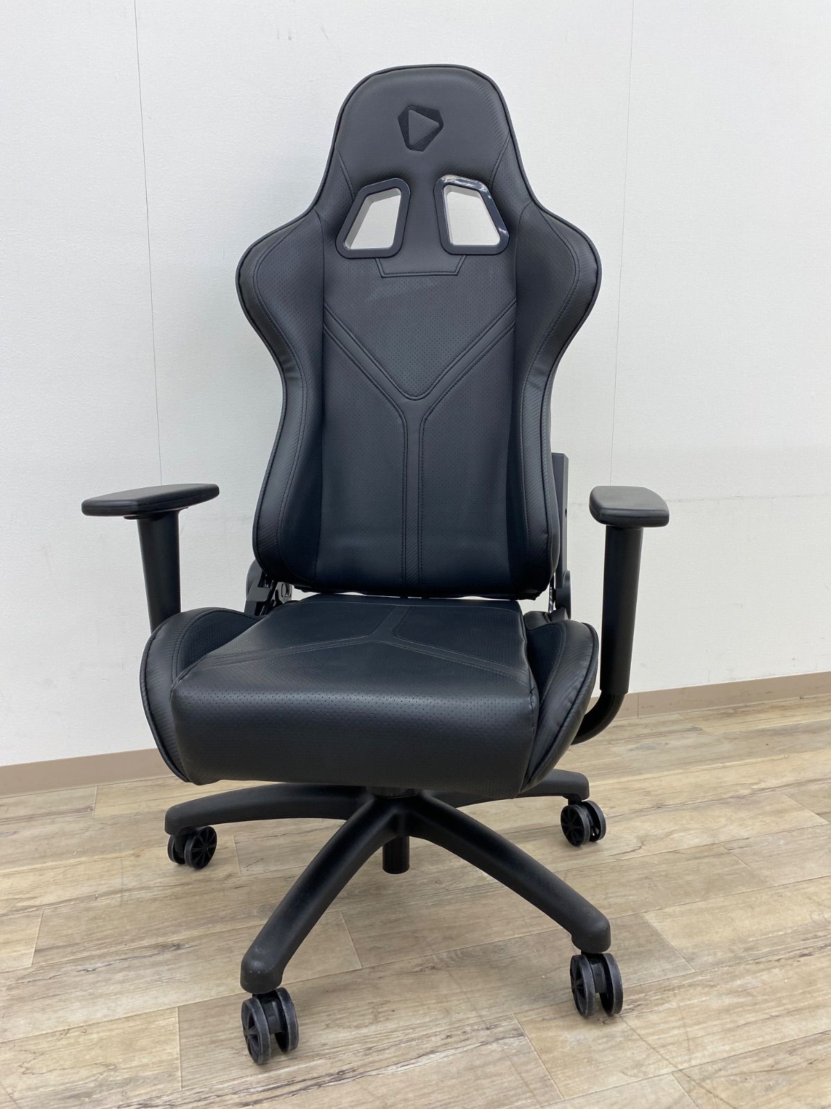 Tribute ゲーミングチェア