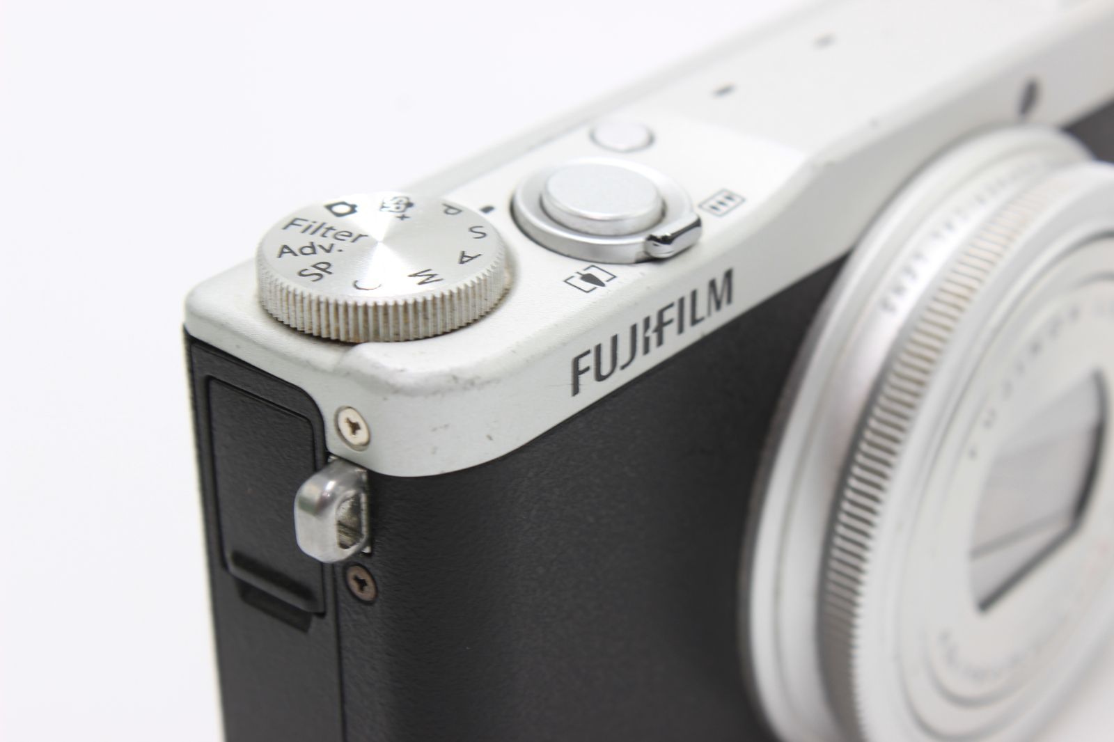 FUJI 富士フイルム デジタルカメラ XQ2 ホワイト FUJIFILM 富士