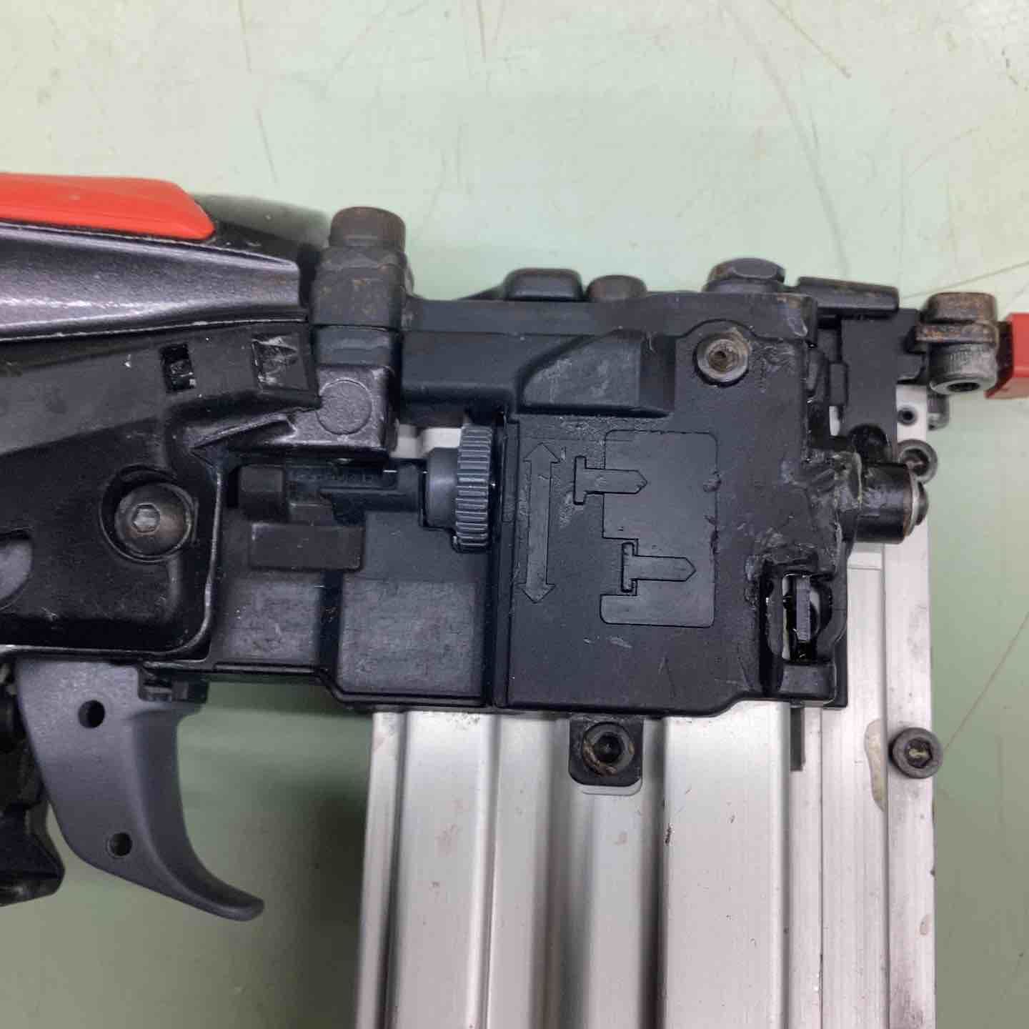 高圧ピンネイラ