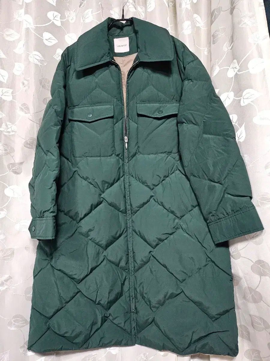 ラッシーエント ダイヤ キルティング ロング ダウン グリーン