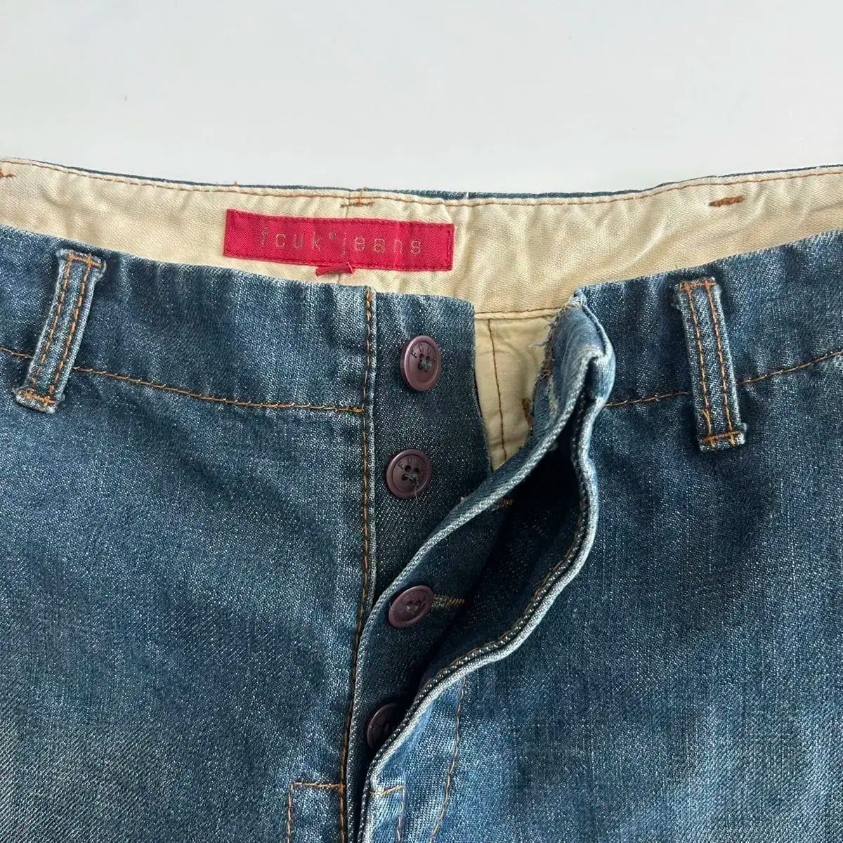 パンツ