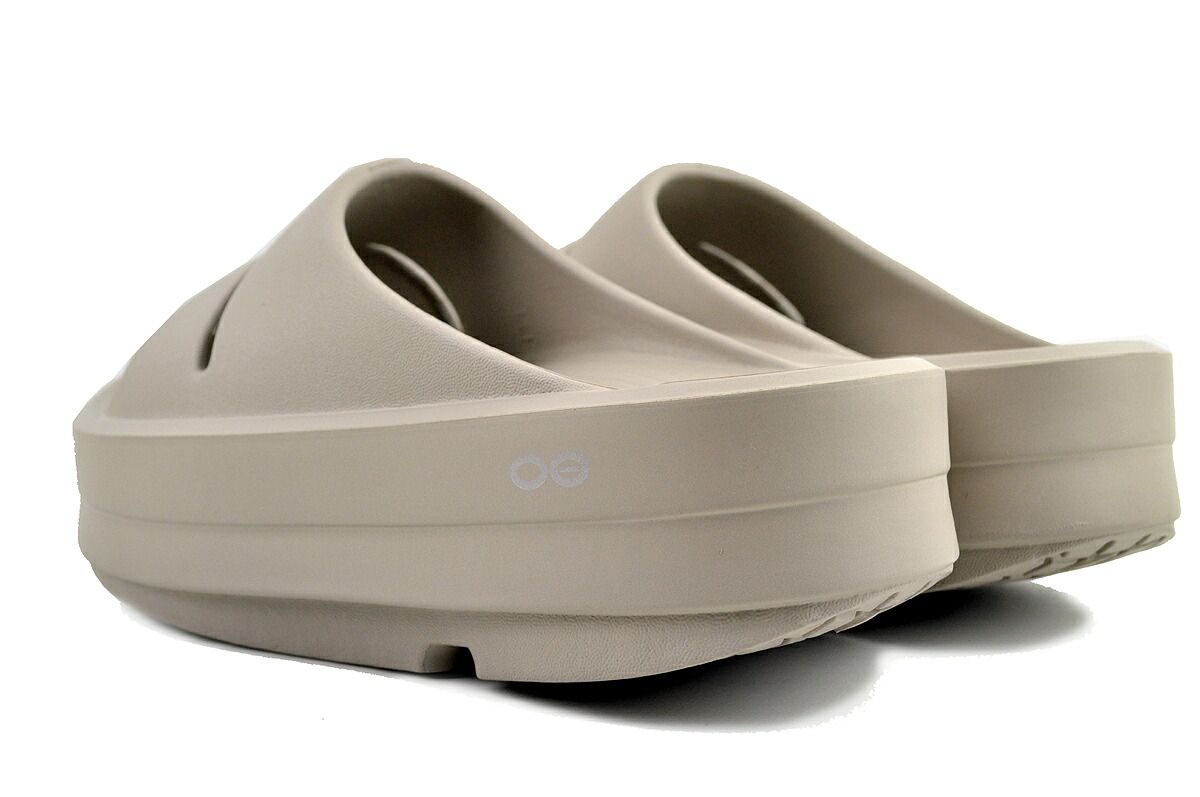 SANDAL