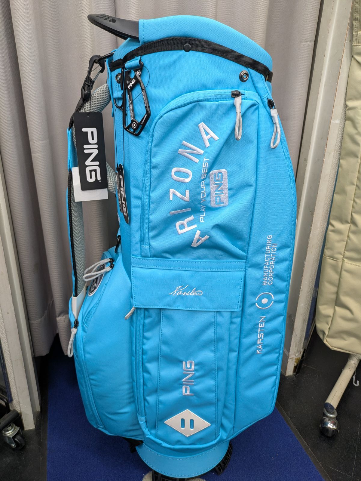 ショップ Malbon Golfキャディバッグ ネイビー×ホワイト 5分割 ロゴ