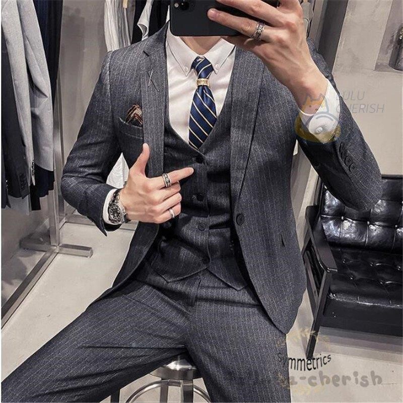 【希少】2WAYストレッチ　スーツ　セットアップ　スリーピーススーツ ストライプ 希少】2WAYストレッチ スーツ セットアップ スリーピーススーツ