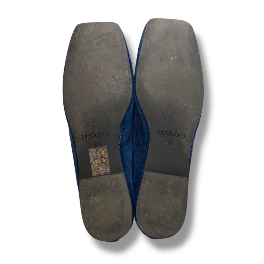 ビジュー刺繍ローファー ベルベット生地