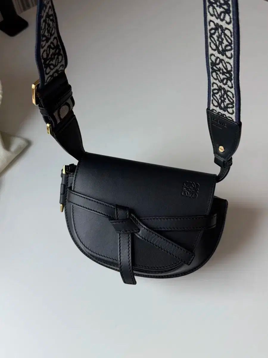 LOEWE ロエベ ゲートバッグ ミニ ブラック ジャカードストラップ
