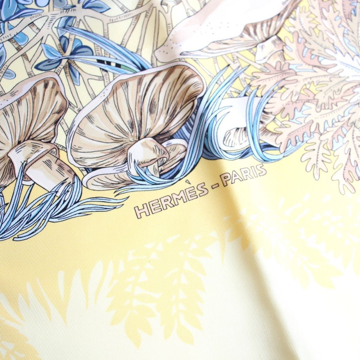 HERMES エルメス カレ 90 スカーフ L'Ile Deserte 無人島 植物 シルク