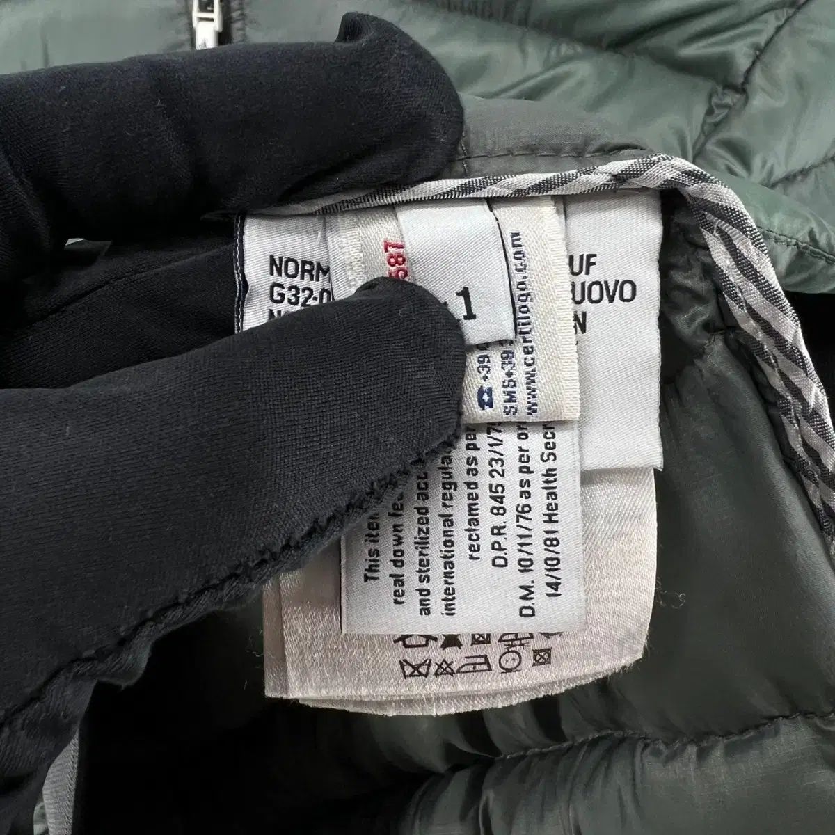 1 サイズ MONCLER(モンクレール) ガンマブルー 軽量ダウン ジャケット 