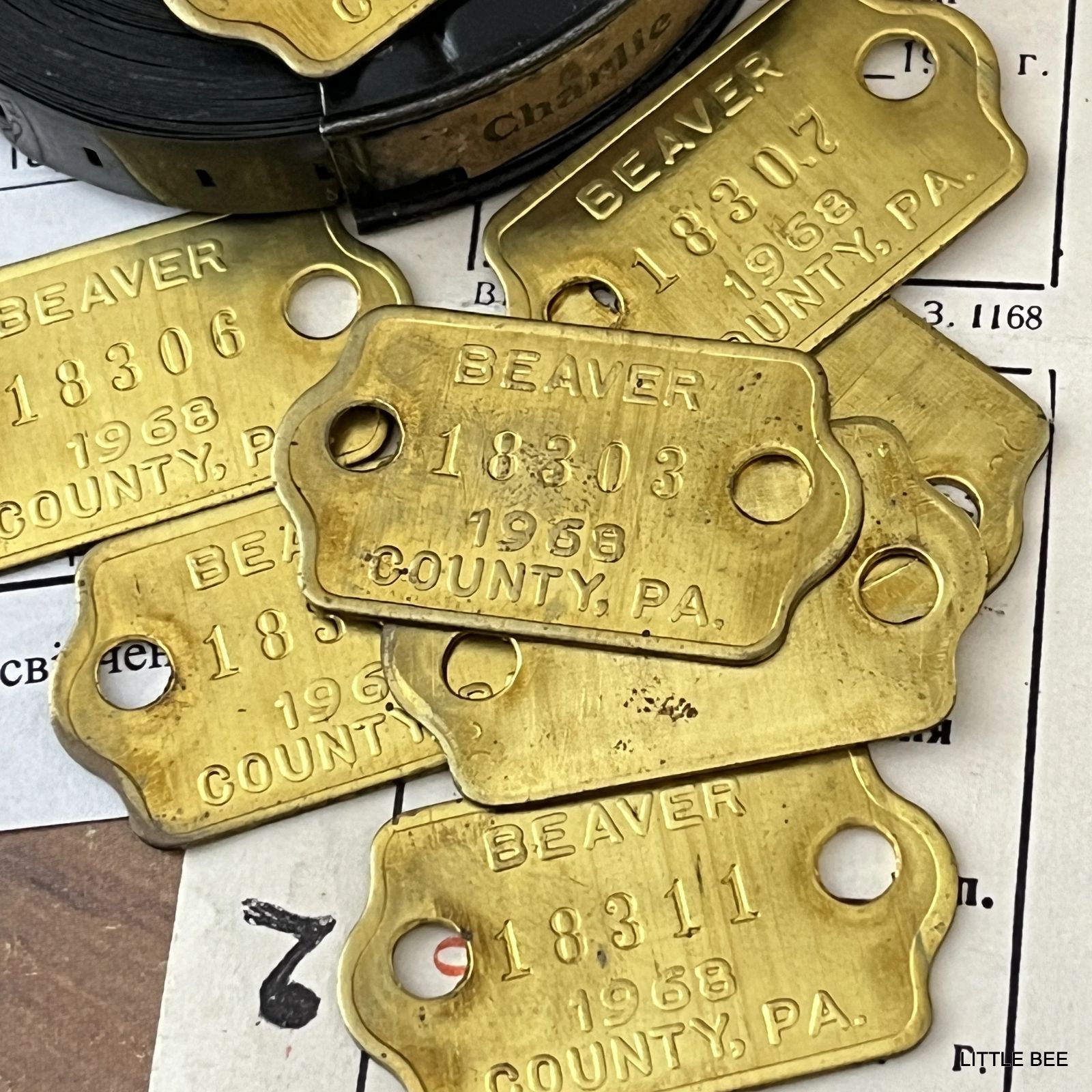 アメリカ フランス ビンテージ 真鍮 ブラス タグ プレート 174枚セット アメリカ フランス ビンテージ 真鍮 ブラス タグ プレート 174枚