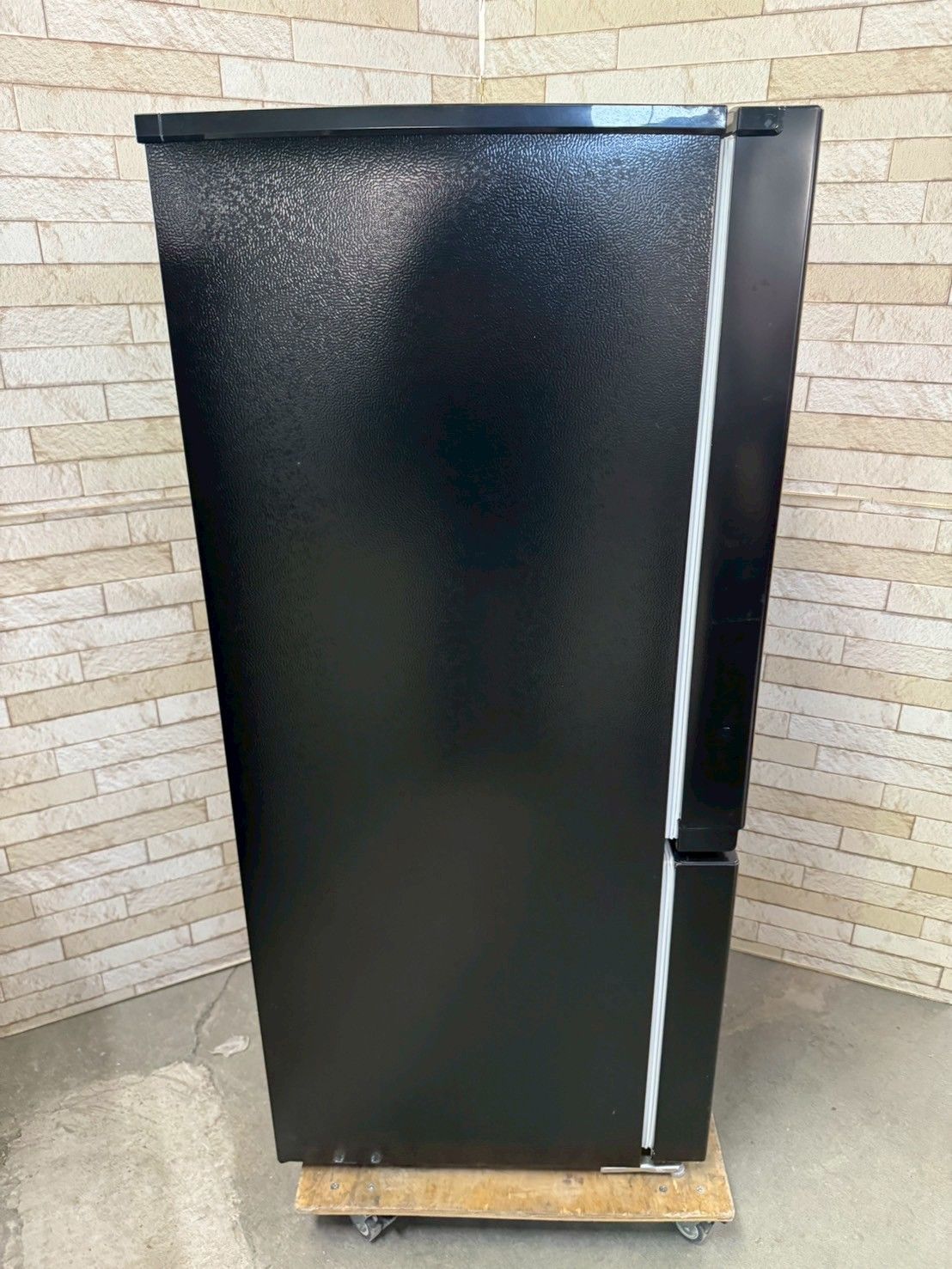 大阪送料無料☆3か月保障付き☆冷蔵庫☆2023年☆YRZ-F15J☆IR-42