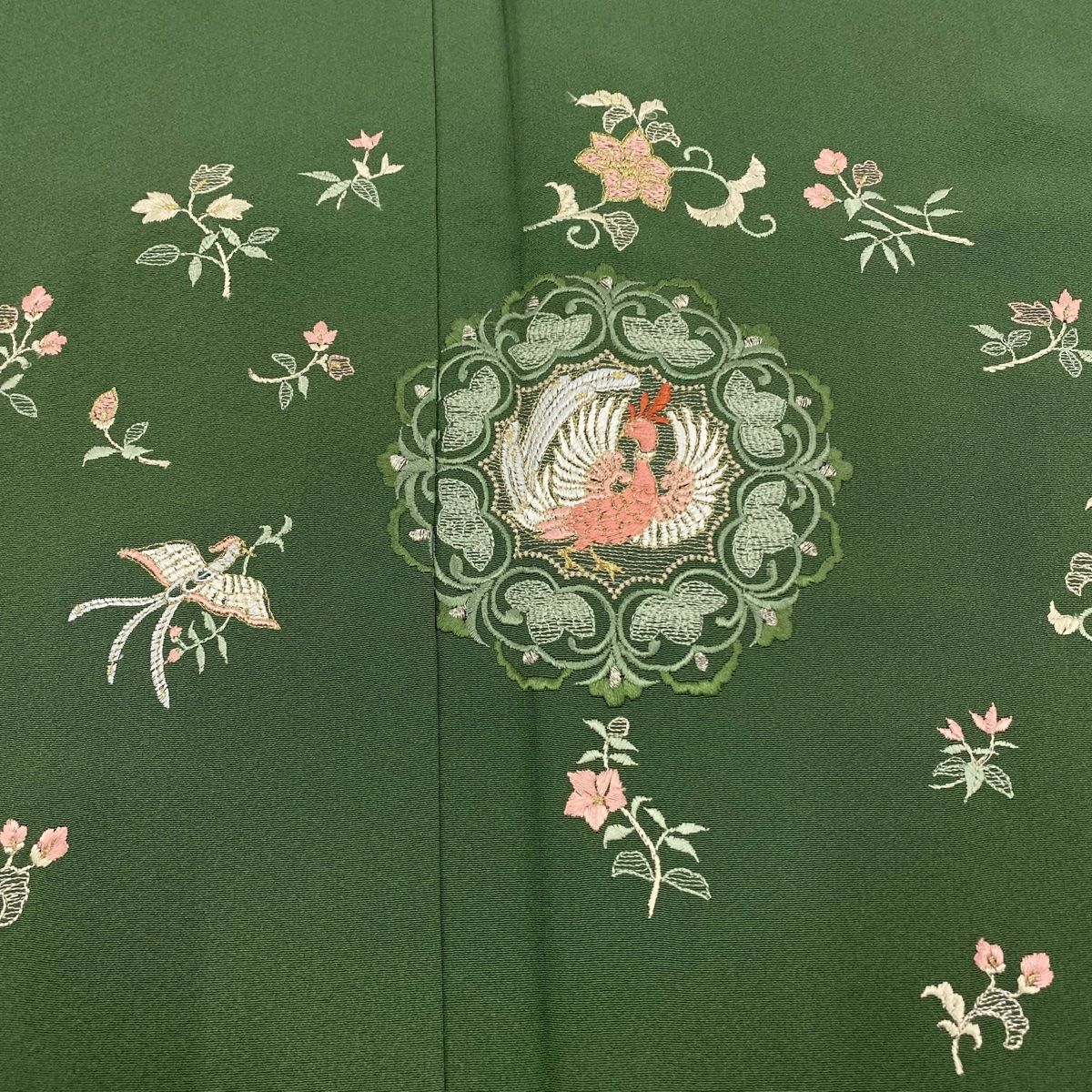 バイセル 着物 名品 付下げ 灰緑色 枝梅 菊 笹 草花 金糸 刺繍 正絹 袷 156.5cm Mサイズ ☆☆☆☆ バイセル 着物 名品 付下げ 灰緑色 枝梅 菊 笹 草花 金糸 刺繍 正絹 袷