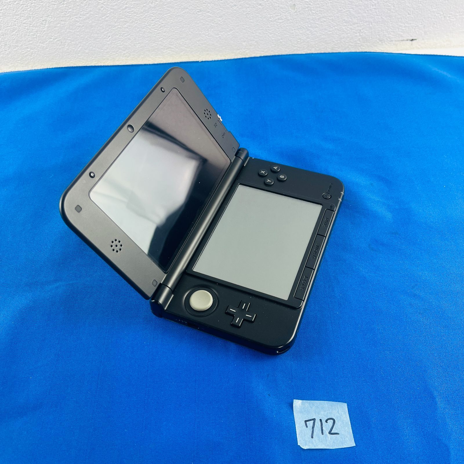 ◇712【通電動作OK】3DS LL モンスターハンター4 スペシャル