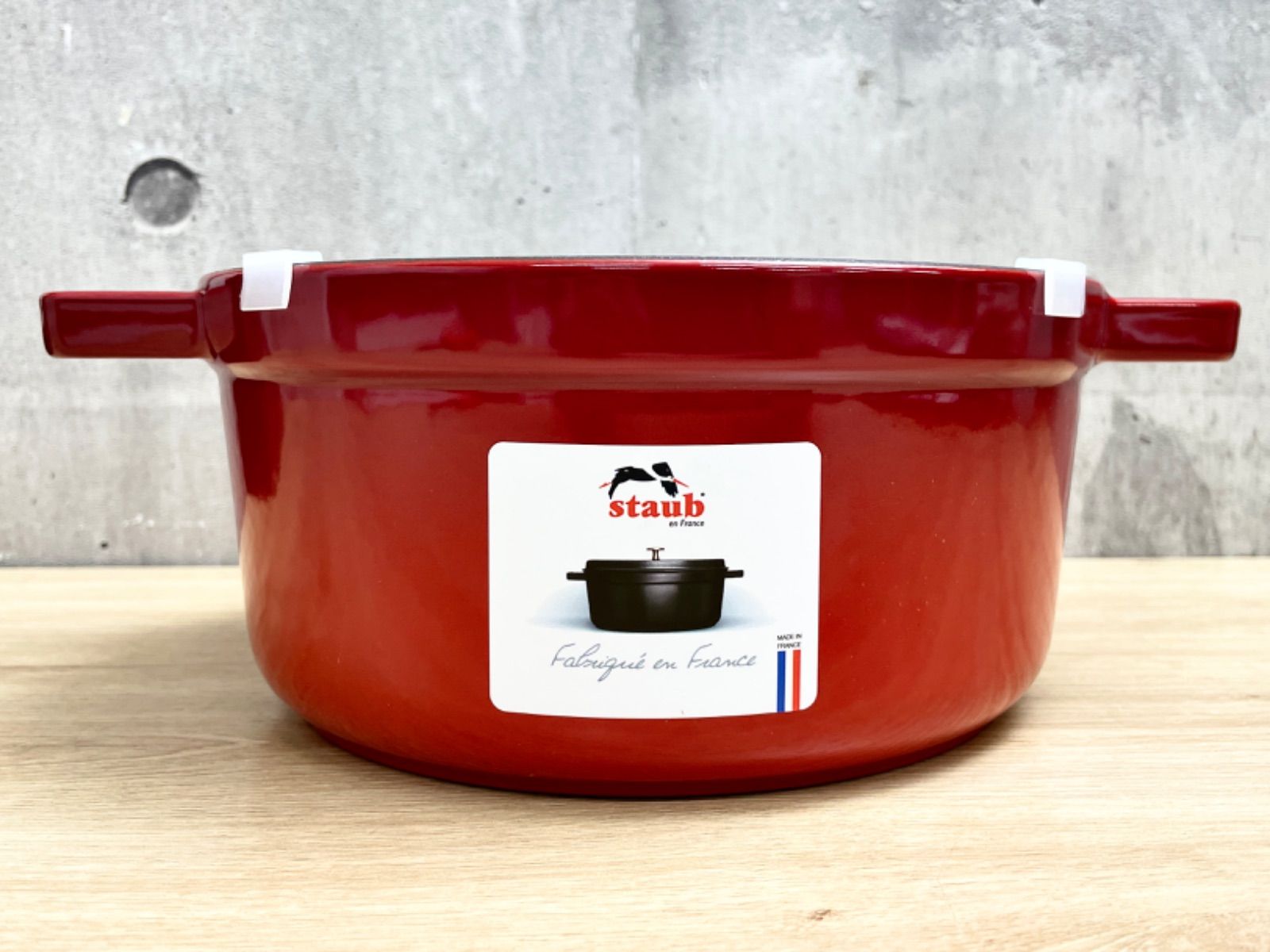 ストウブ ココットラウンド 22cm チェリー レッド STAUB ストウブ ココット ラウンド 22cm チェリーレッド ストウブ