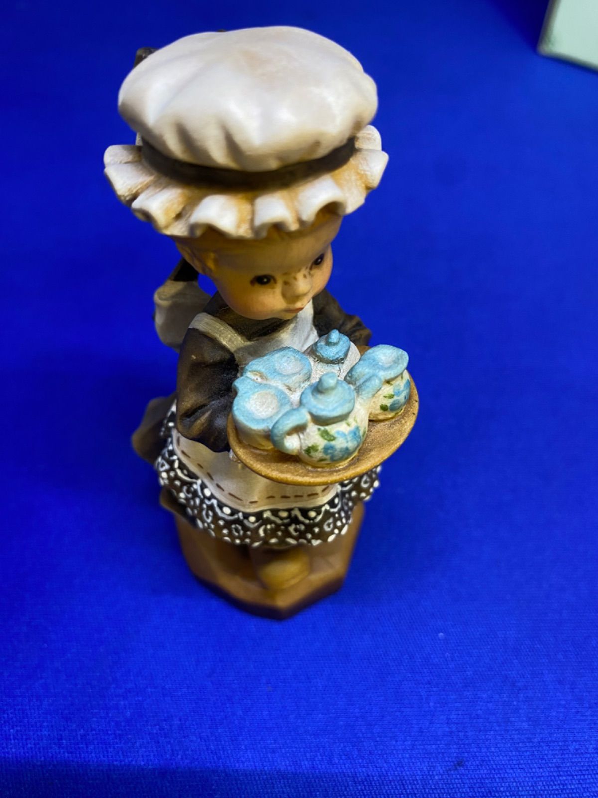 午後のお茶　アンリ　ANRI　サラケイ　木彫り人形　イタリア　17ｃｍ　限定品 最終値下げ‼️地域限定送料無料!!Afternoon Tea アンリ人形 ANRI 午後