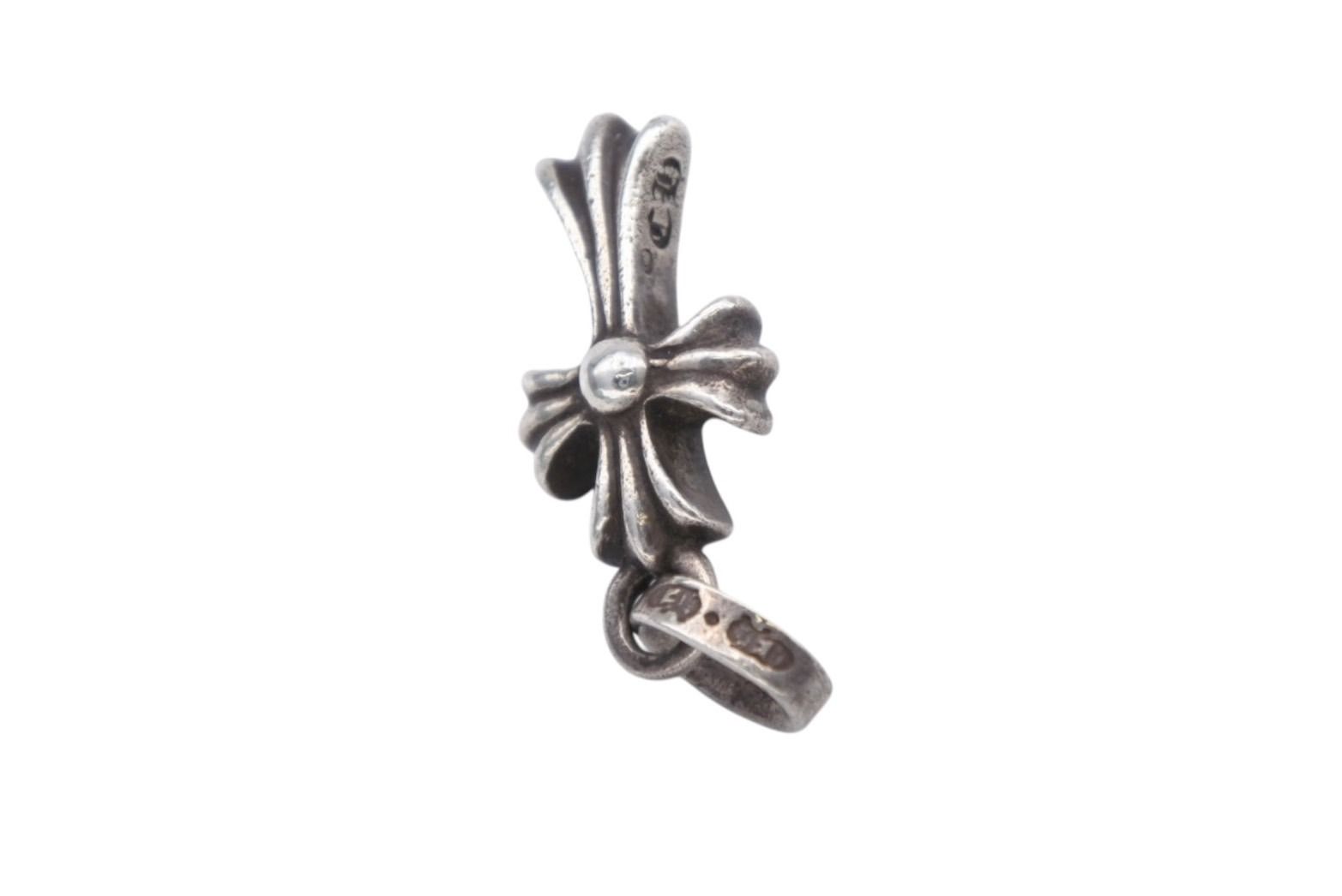 ☆天然石☆無処理 ミャンマー産 本翡翠 K18 AU750刻印（精巧彫刻）美品