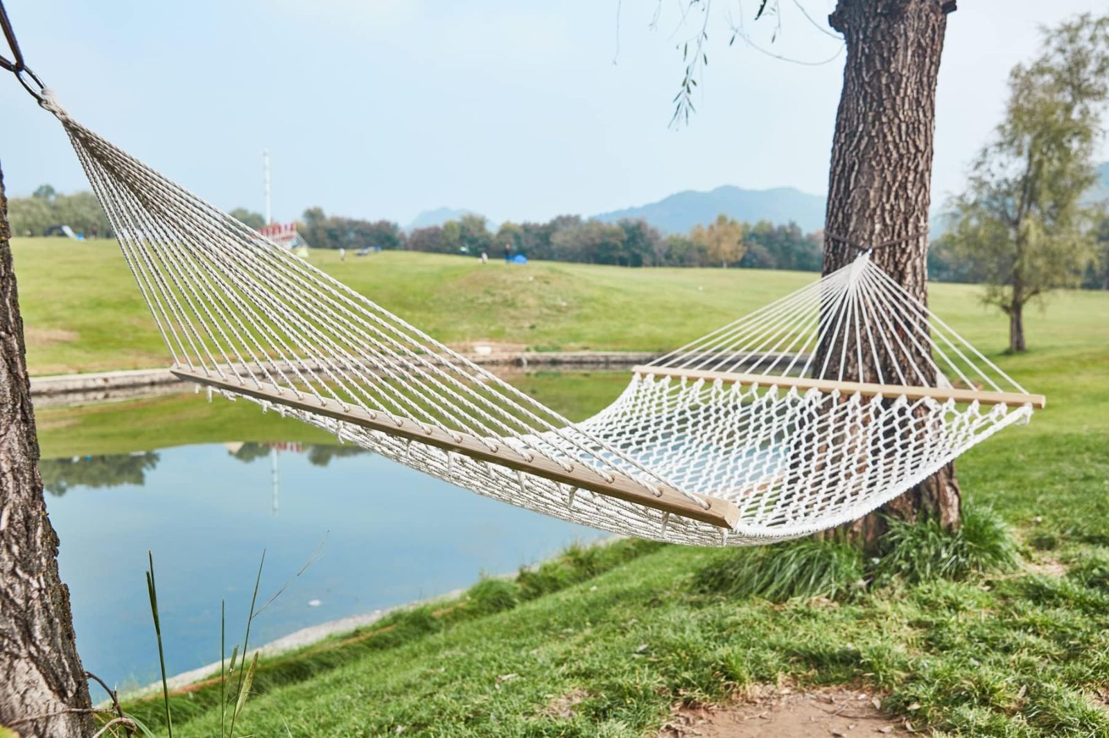  商品 折りたたみ コットン 公園 メッシュ 兼用 ピクニック 室外 通気 室内 耐荷重150 kg 快適 木枠付き 軽量 二人用 ハンモック 携帯便利 KingCamp ハンモック ケージ アクセサリー
