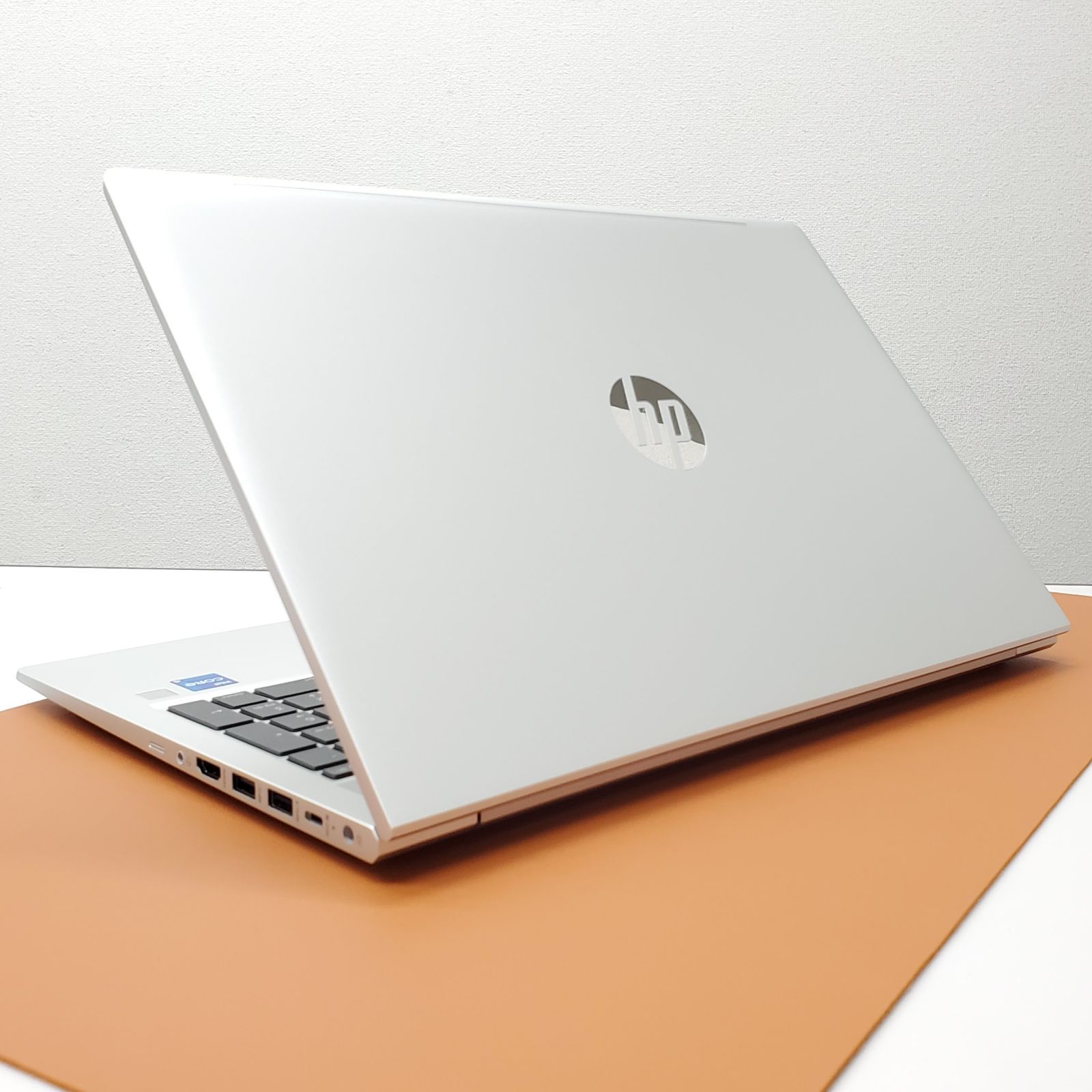 15.6型ノートパソコン