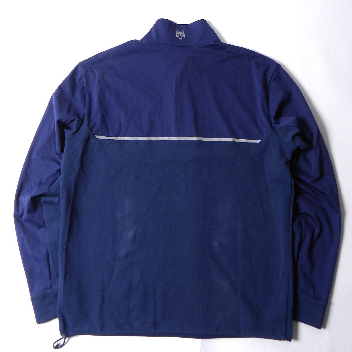 オオカミアイコン付ハーフジッププルオーバーシャツ