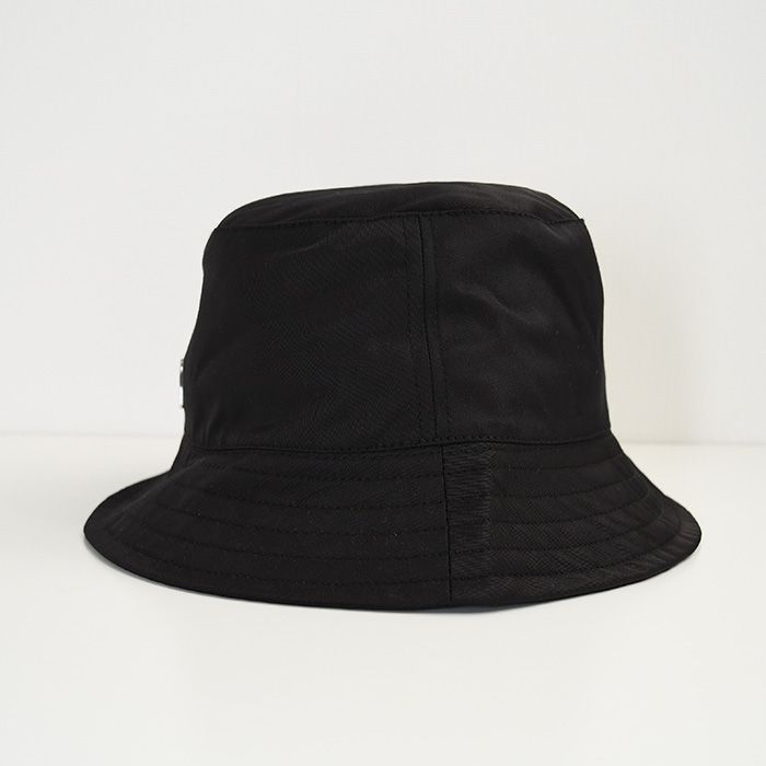 【新品未使用】アミパリス⭐︎バケットハット Ami paris(アミパリス) バケットハット 帽子 ユニセックス (AMI