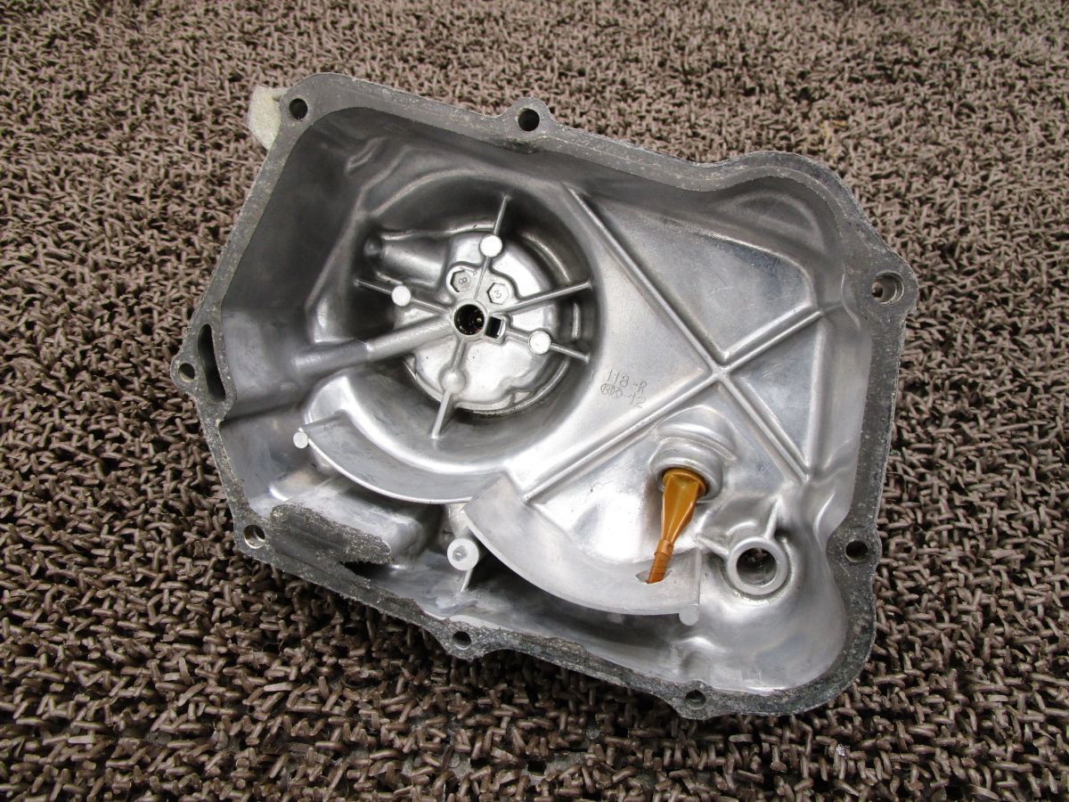 只今タイムセール中。 ゴリラ クラッチカバー △A5624 Z50J ホンダ Z50JE キャブ車 6V