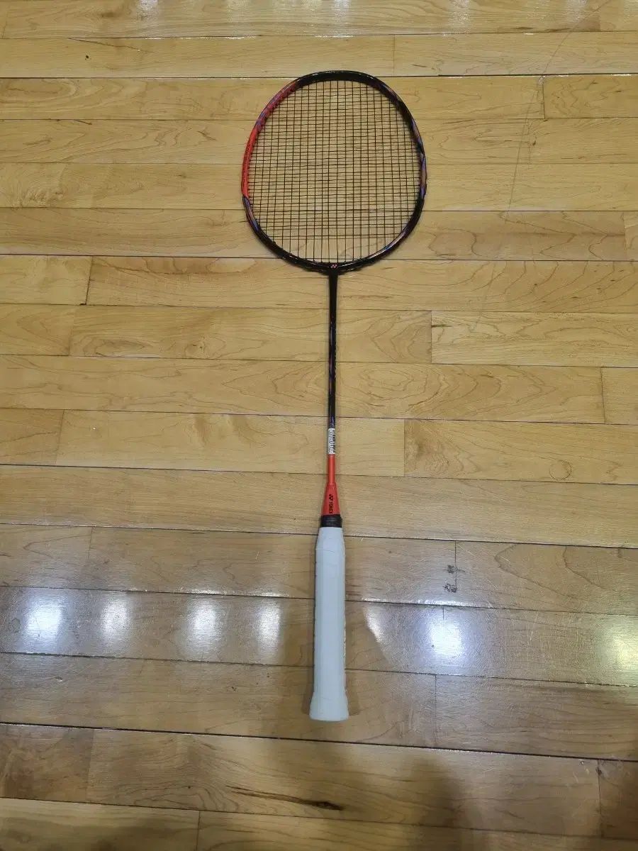 ヨネックス YONEX ASTROX アストロクス 77 プロ バドミントンラケット