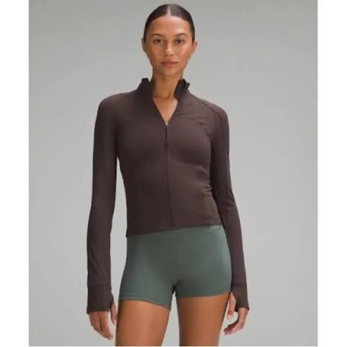 lululemon ルルレモン 定義 クロップド エスプレッソ 4 サイズ