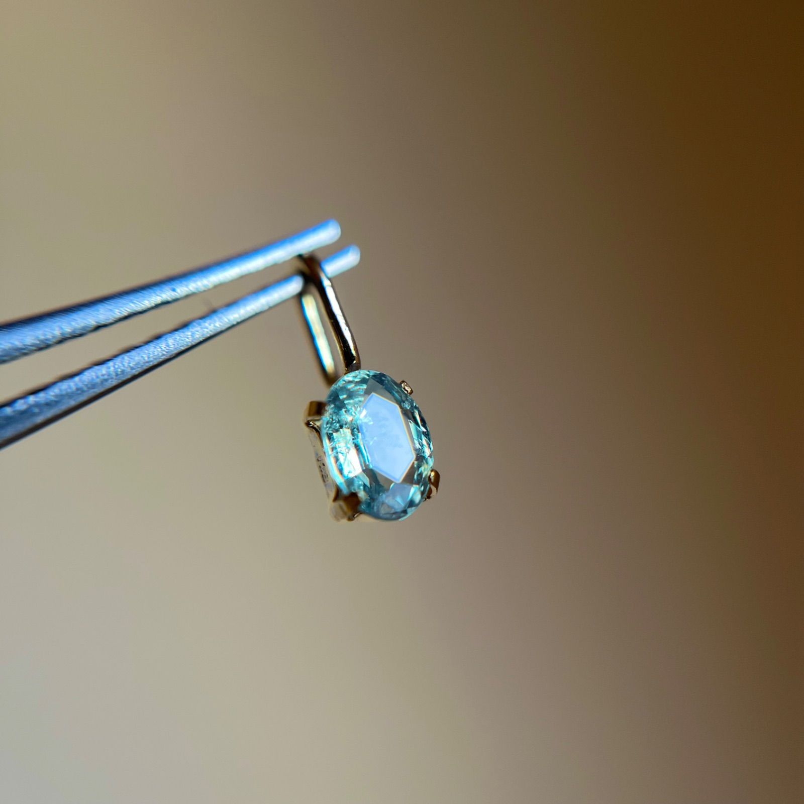 K18 天然石アレキサンドライトoval希少レアペンダントトップ18金3