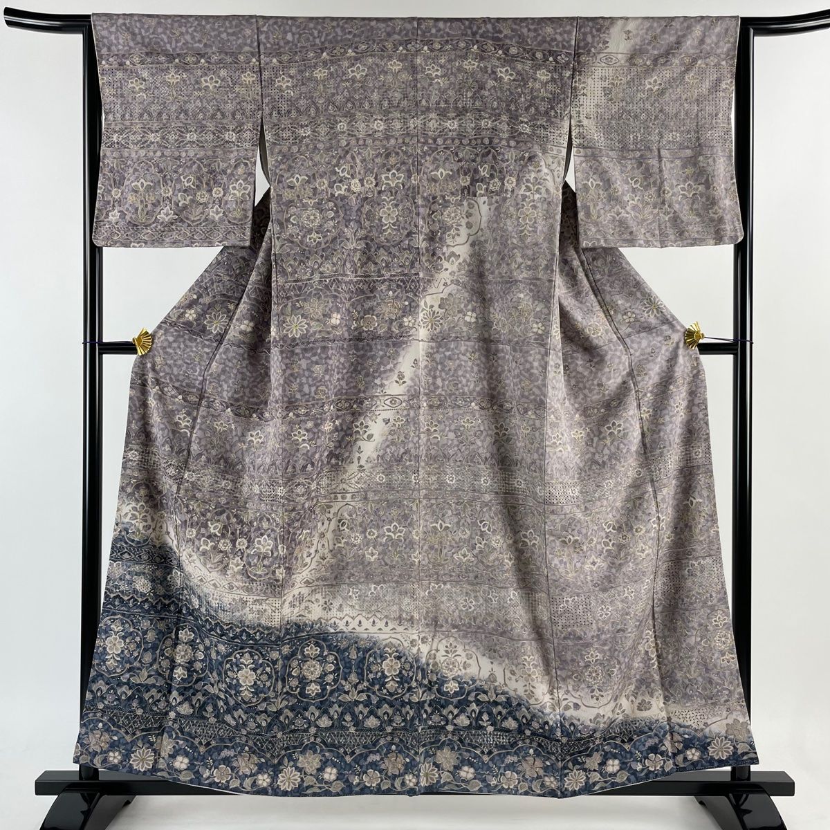 訪問着 身丈158cm 裄丈64cm M 袷 華文 草花 刺繍 金糸 灰紫 正絹 美品  