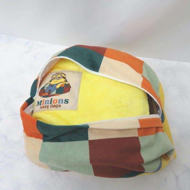 USJ ミニオン ビッグ ブランケット クッション スチュアート ボブ くま バナナ 新品 モコモコ ふわふわ あったかアイテム 毛布 ユニバーサルスタジオジャパン USJ ユニバ ミニオン ブランケット