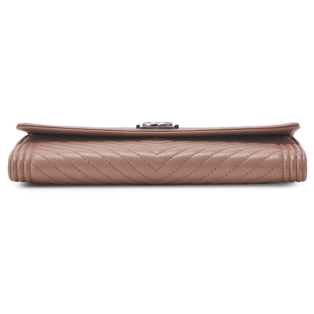 CHANEL シャネル ボーイシャネル Vステッチ 二つ折り長財布 キャビア