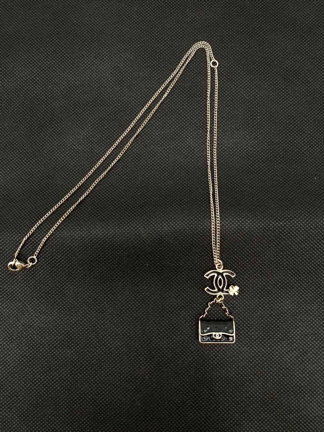 CHANEL ネックレス マトラッセモチーフ ゴールド ブラック 9348 CHANEL ネックレス マトラッセモチーフ ゴールド ブラック 9348