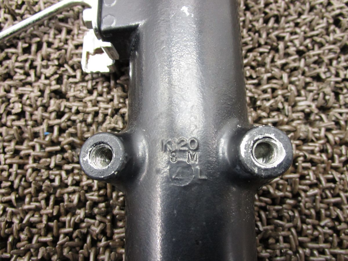 カワサキ．VN250AEエリミネーターフロントサスペンションフォーク