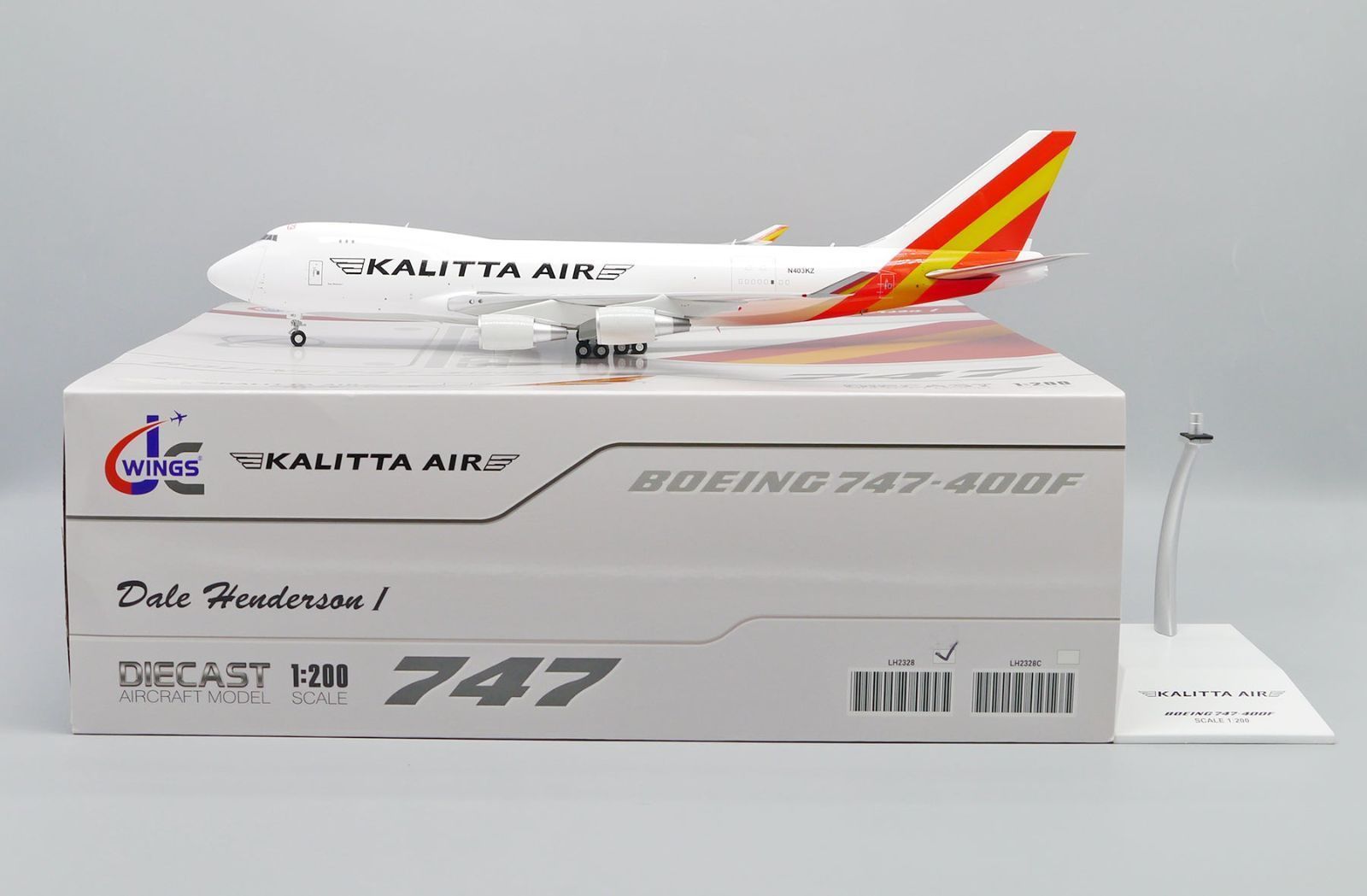 Jcwings カリッタエア 747-400F N403KZ 1|200