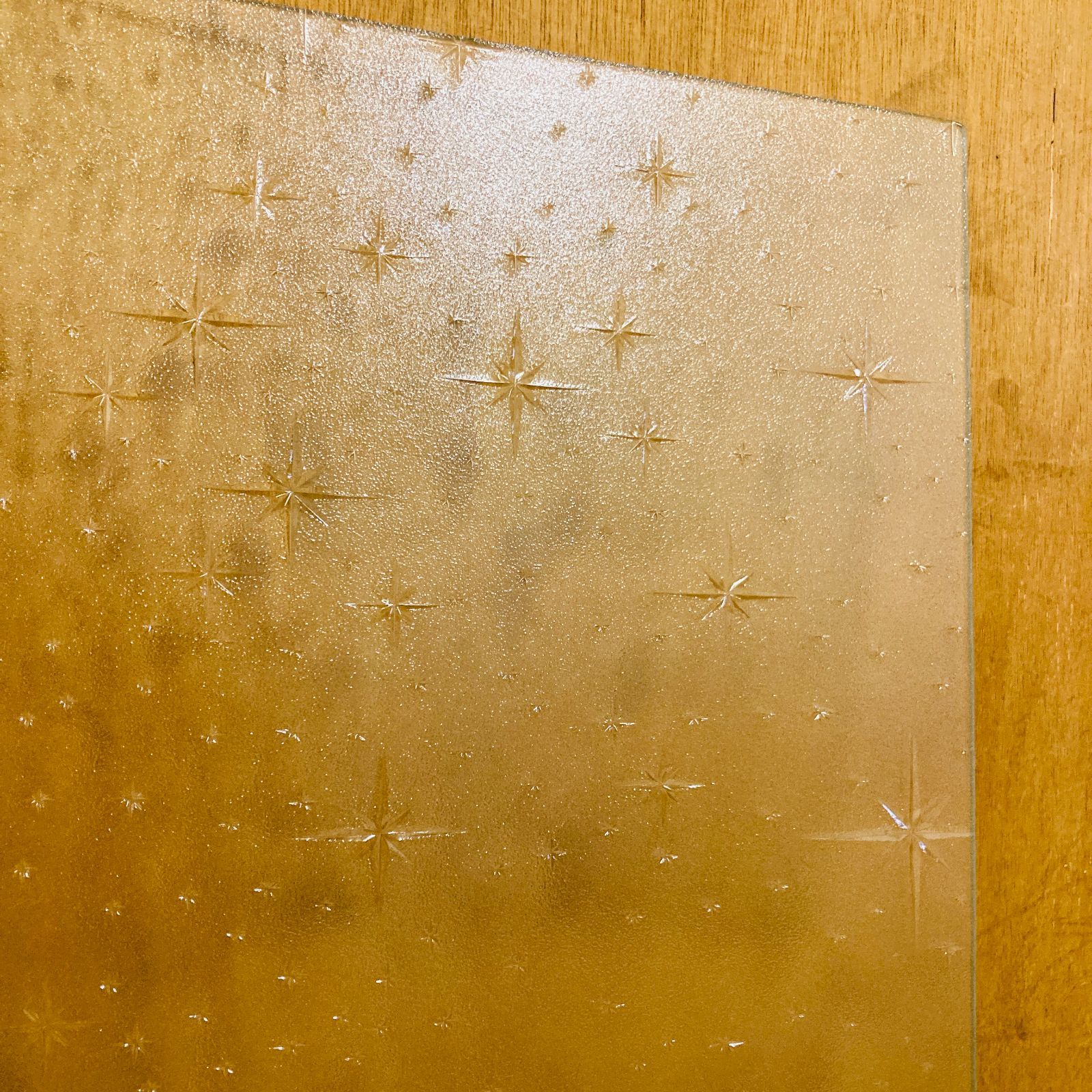 昭和レトロ 型板ガラス 「銀河」 厚さ４ミリ - メルカリ