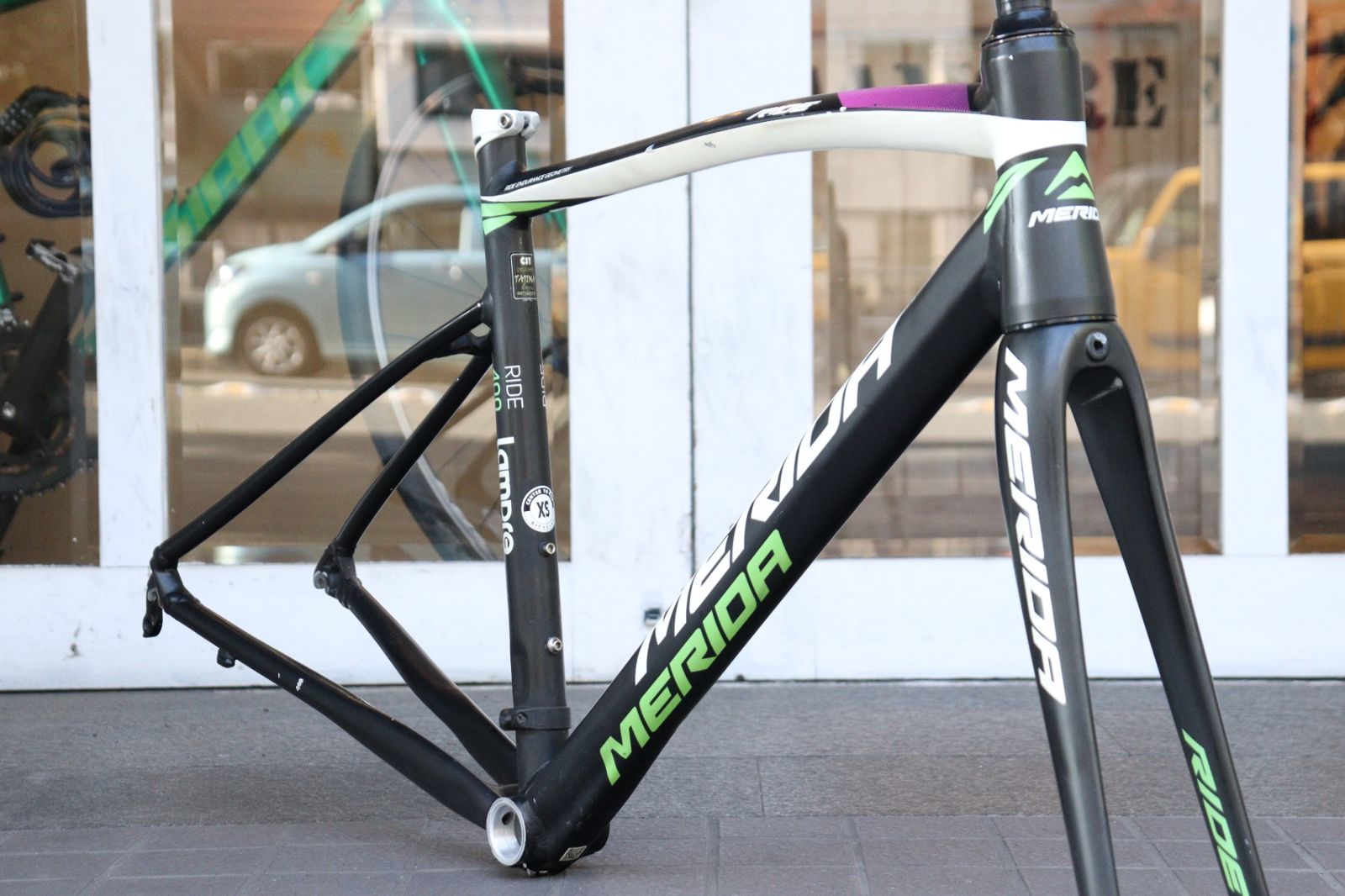 LAMPRE 2015モデル