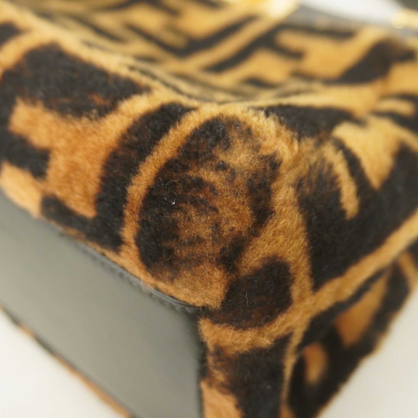 ビジュアルのある フェンディ Fendi フェンディ ハンドバッグ ズッカ ミニピーカブー ムートン ブラウン ブラック 2wayバッグレディース P1463684 付き合いのある