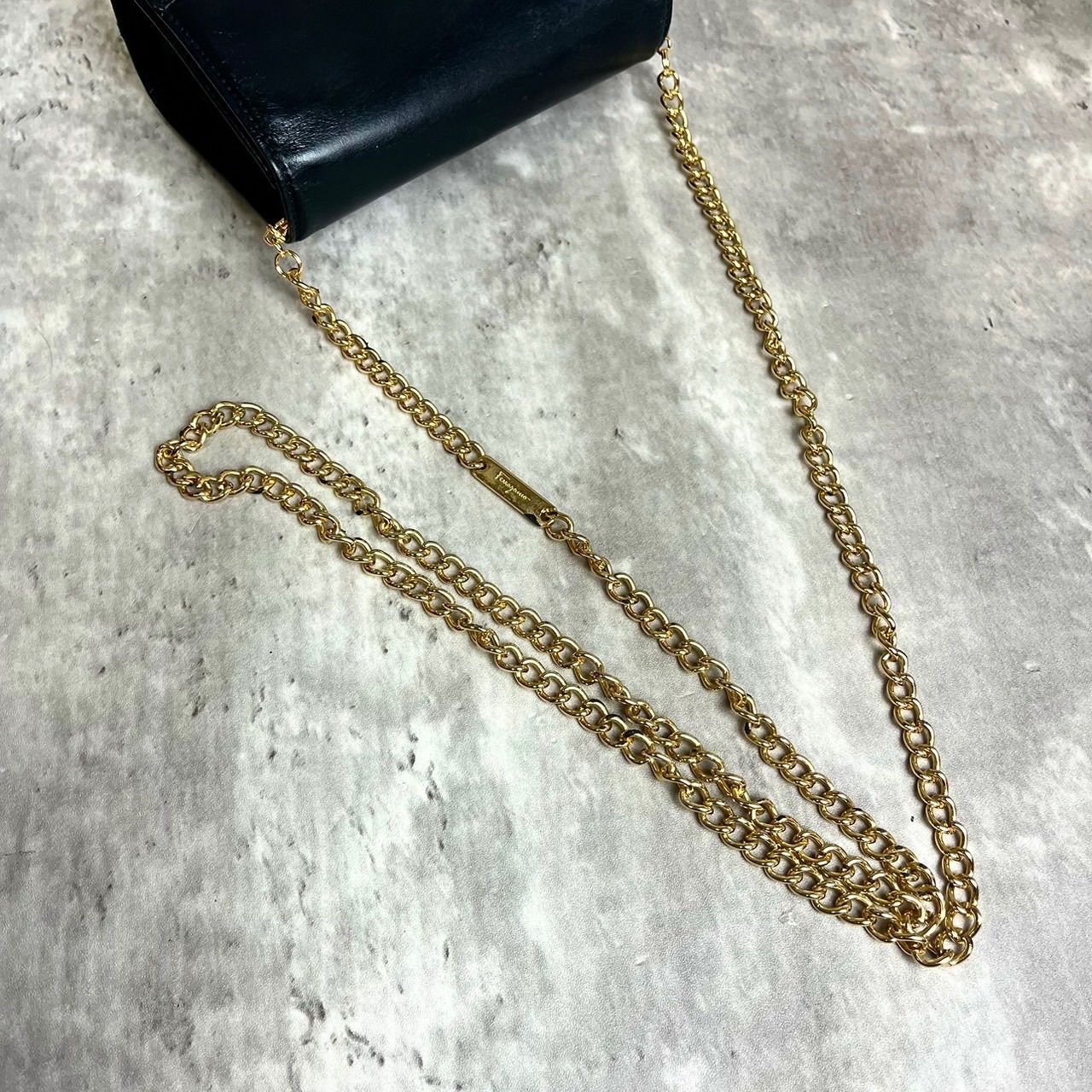 ✨良品✨ Salvatore Ferragamo サルヴァトーレフェラガモ ショルダー 