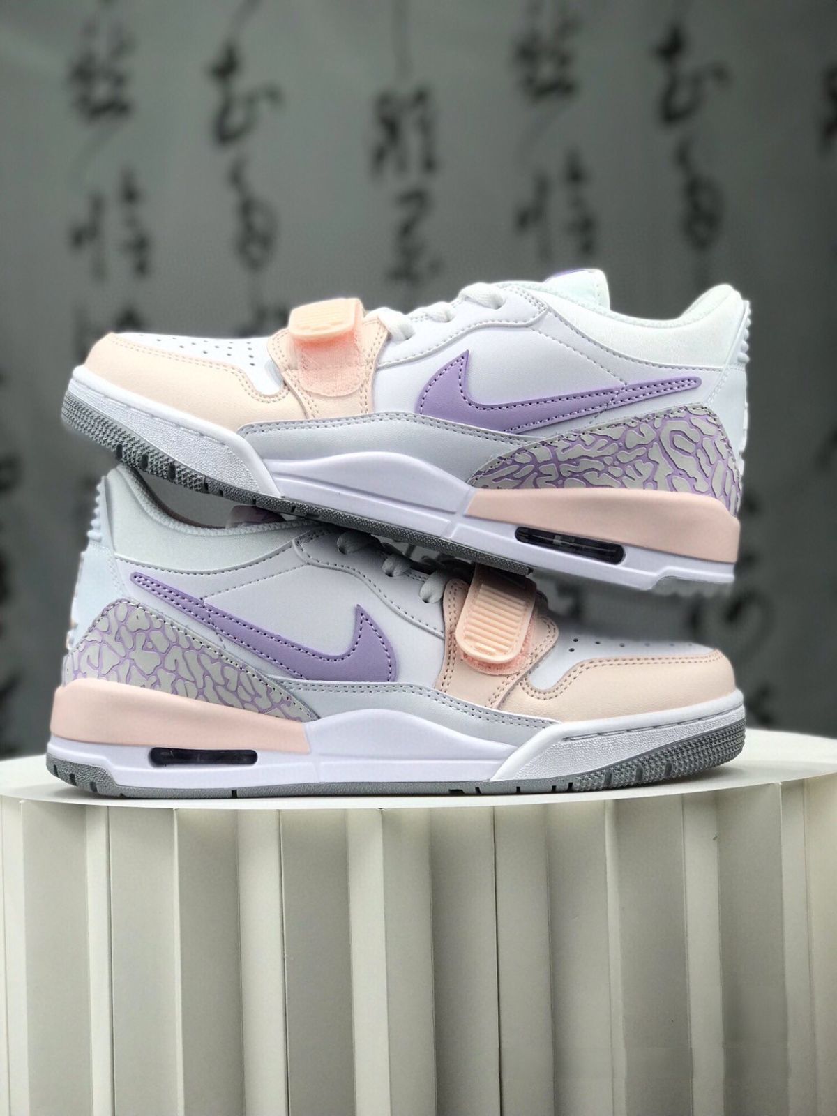 お値下げしました??即購入?? NIKE AIR JORDAN LEGACY 312 LOw