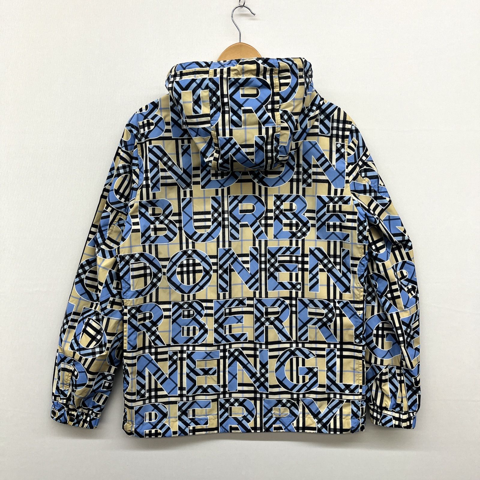 BURBERRY LONDON ENGLAND/ﾊﾞｰﾊﾞﾘｰﾛﾝﾄﾞﾝｲﾝｸﾞﾗﾝﾄﾞ/XS/ﾛｺﾞ総柄ｼﾞｯﾌﾟｱｯﾌﾟ