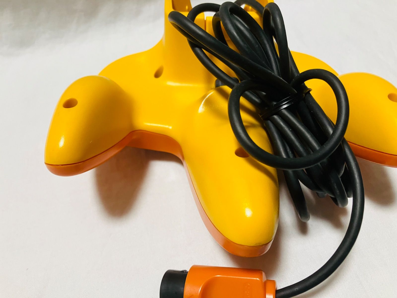 ニンテンドー６４ コントローラー